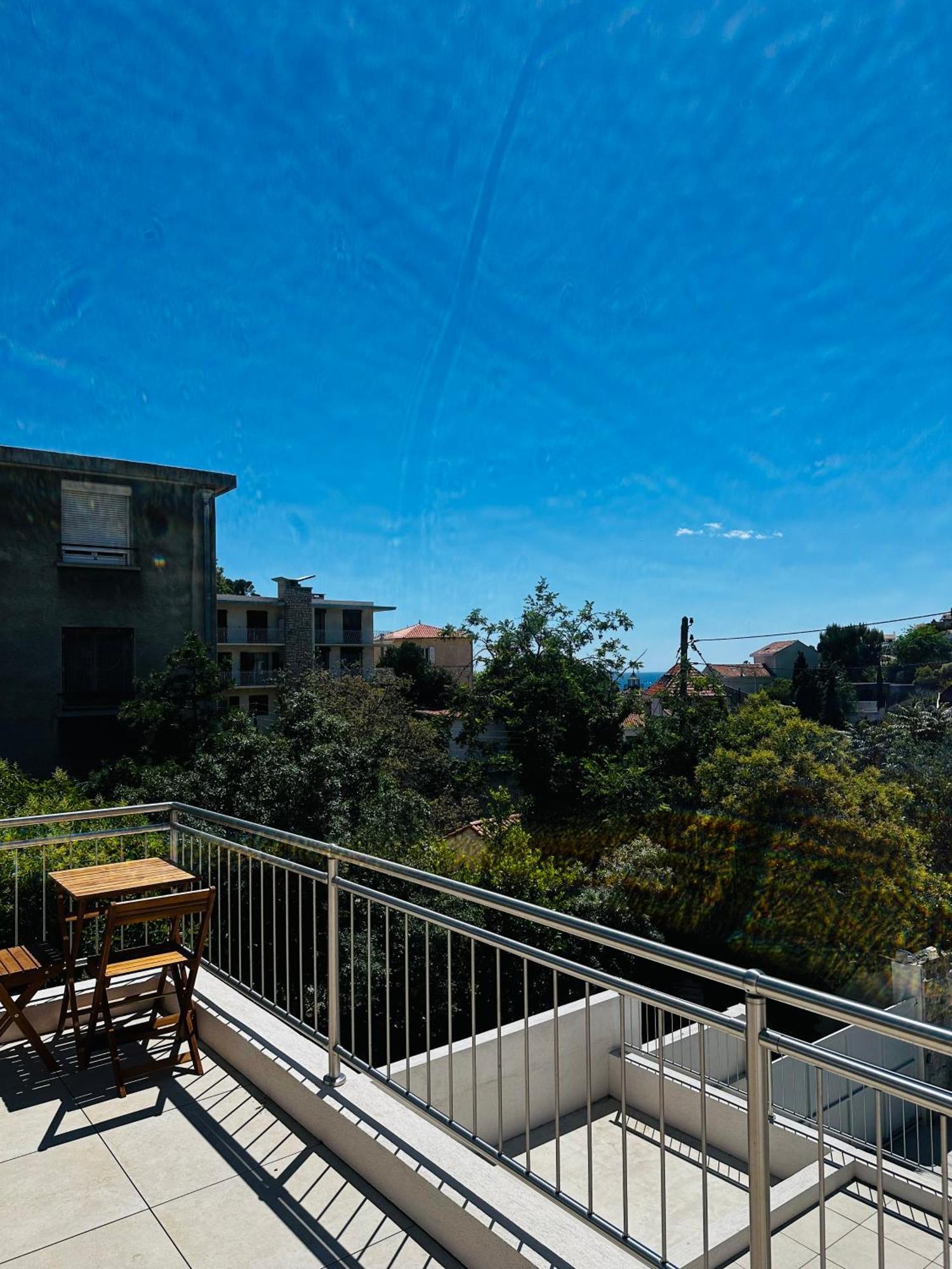 Villa Les Luxueuses Terrasses Du Roucas Marsella Exterior foto